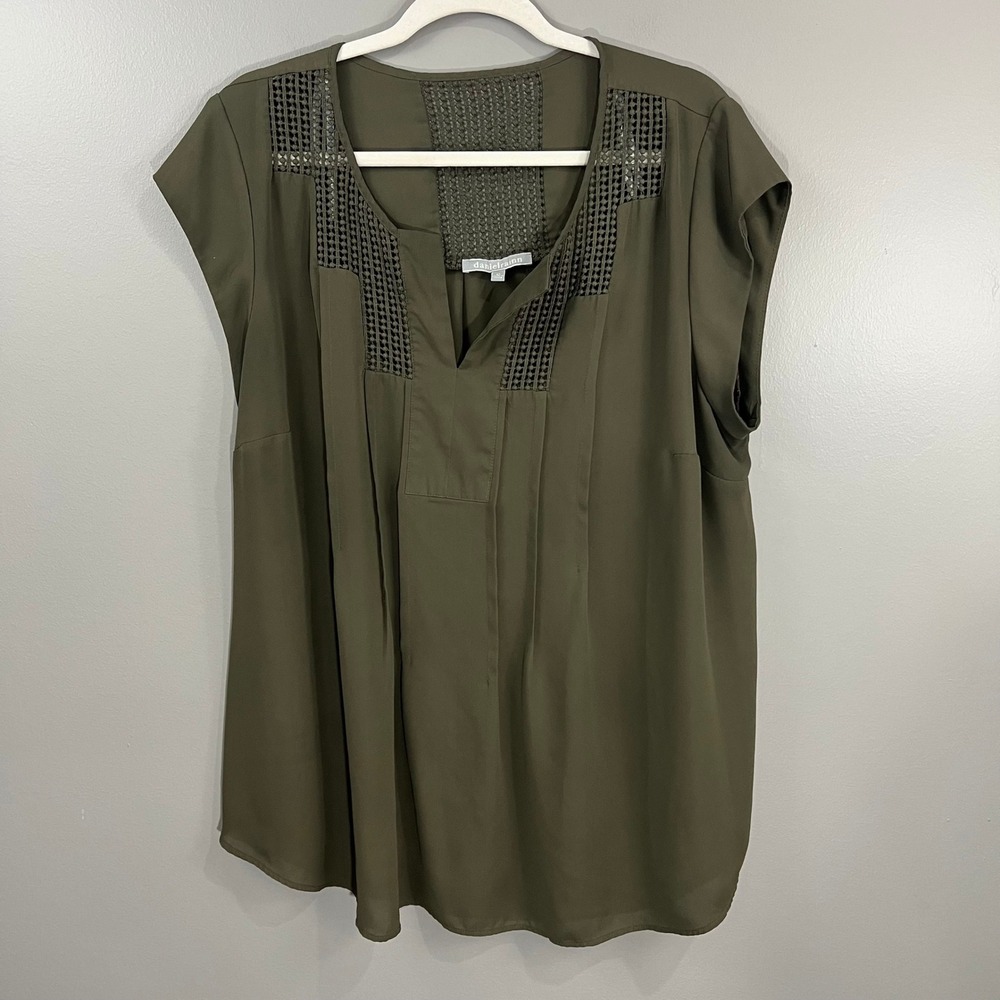 Daniel Rainn Blouse Womens 2X Olive Green Great Crochet Lace Trim Split Neck Top